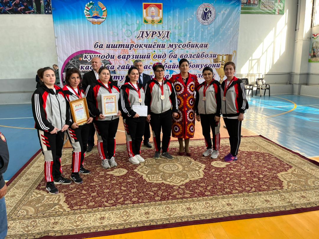 Участие женской команды Агентства в открытом спортивном соревновании по волейболу