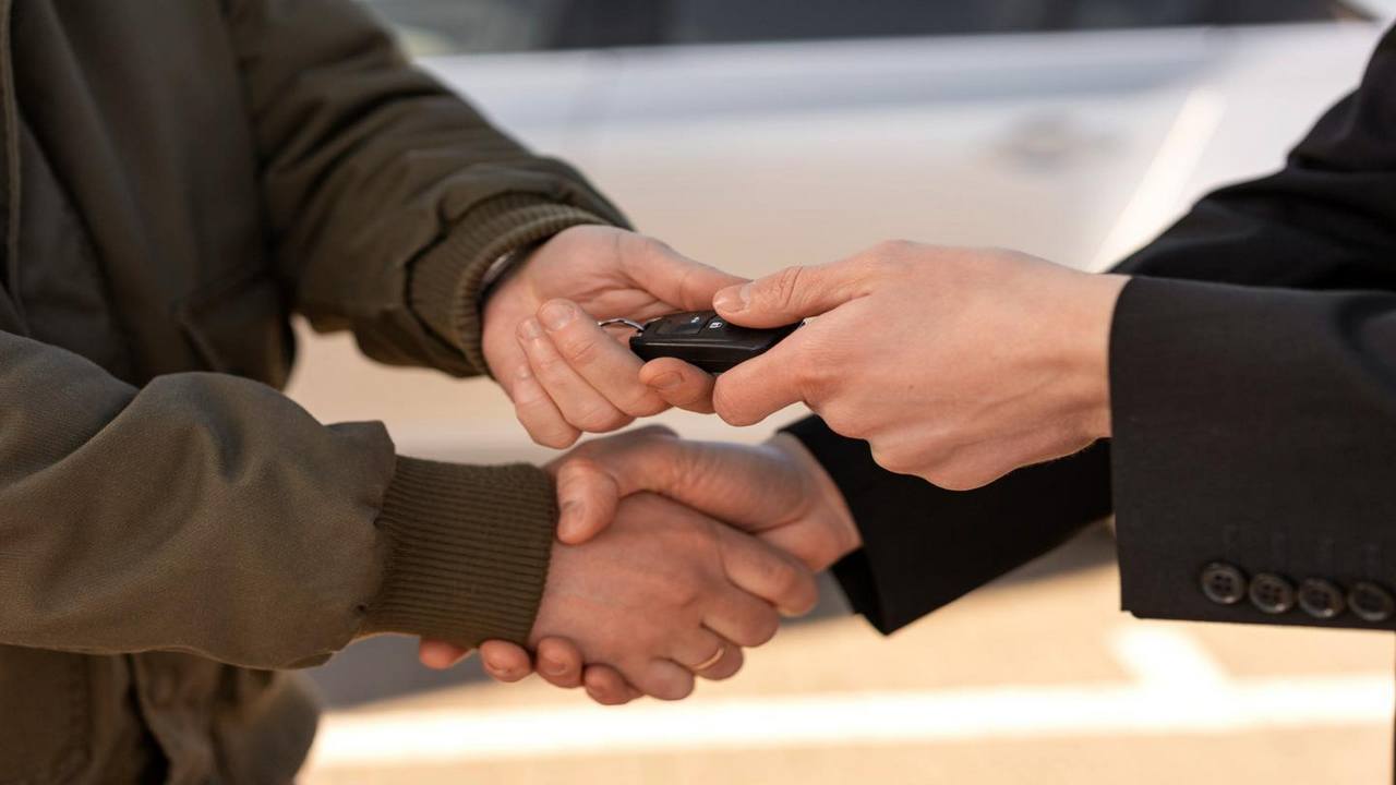 Ошкори ҳоллати қаллобии собиқ раиси Ҷамоати деҳоти «20 солагии Истиқлол» (ҳозира Вобканд)-и ноҳияи Қубодиён