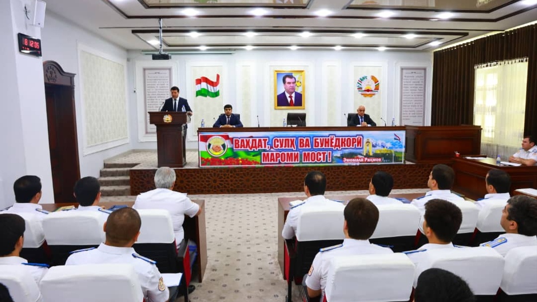 Баргузории ҷаласаи тантанавӣ бахшида ба «Рӯзи Ваҳдати миллӣ» дар раёсати Агентӣ дар вилояти Суғд