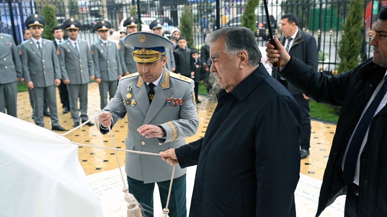 ИФТИТОҲИ БИНОИ НАВИ ШУЪБАИ АГЕНТИИ НАЗОРАТИ ДАВЛАТИИ МОЛИЯВӢ  ВА МУБОРИЗА БО КОРРУПСИЯИ...