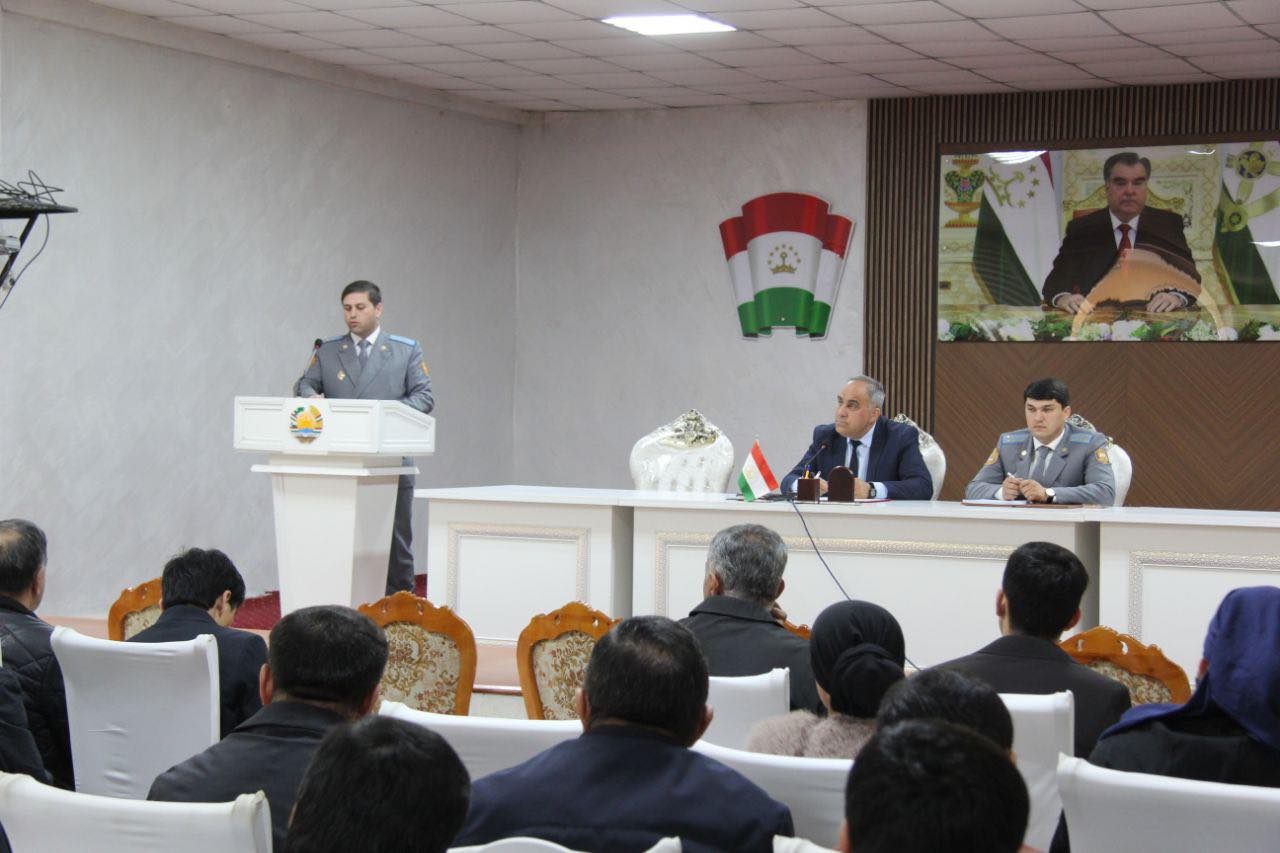 Вохӯрӣ бо фаъолони ноҳияи Шаҳритус