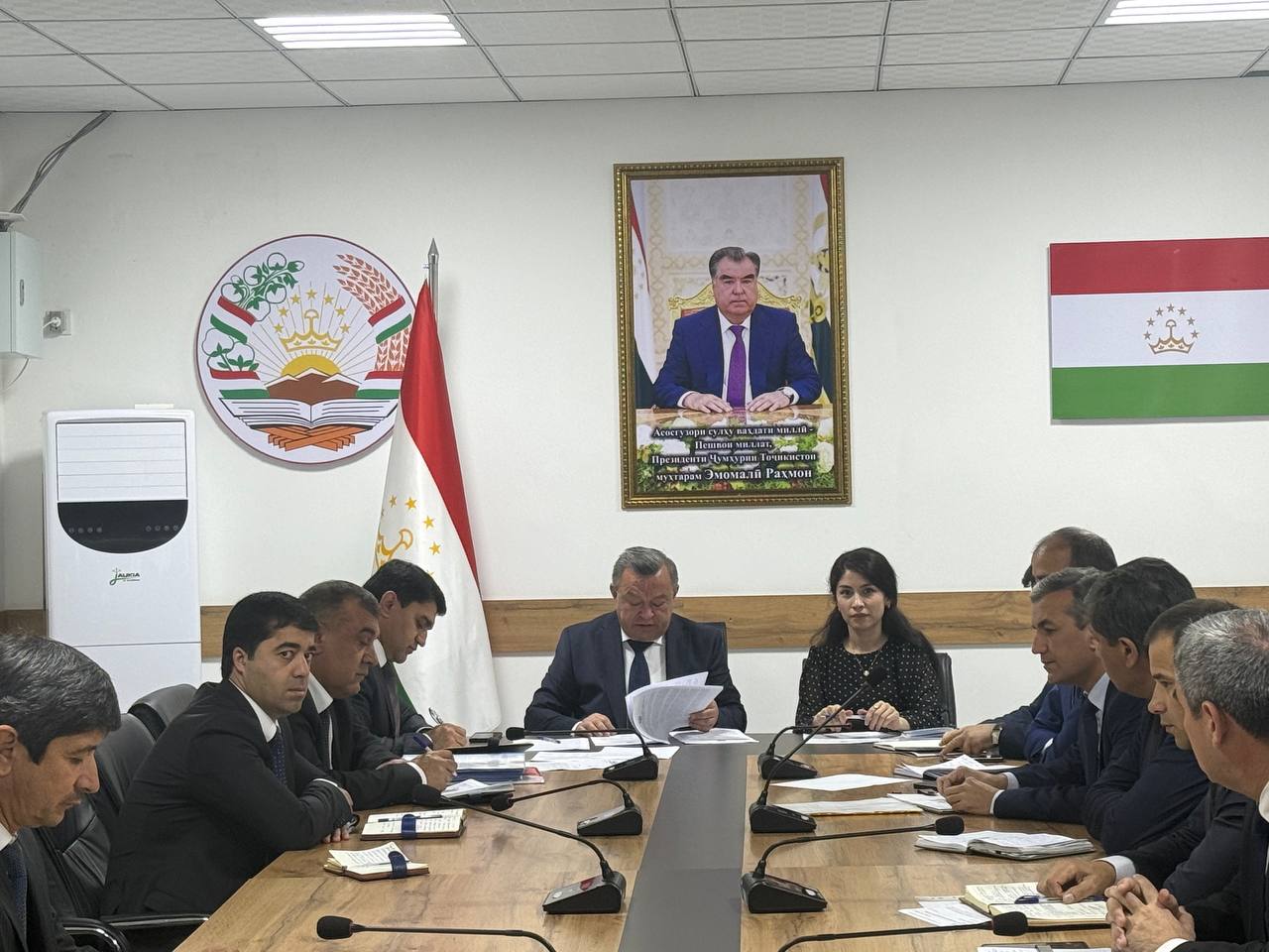 Гузаронидани як қатор сӯҳбату вохӯриҳо